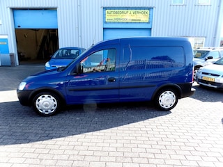 Opel Combo 1.4-16V Base 800 kg. benzine geen BTW