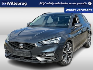 Seat Leon Sportstourer 1.4 TSI eHybrid 204pk DSG PHEV FR / Elek Achterklep Met Virtual Pedal / Elek Zwenkbare Trekhaak / Camera / Bestuurdersstoel Elektrisch Verstelbaar met Memory / Stuur & Stoelverwarming / 18" LMV