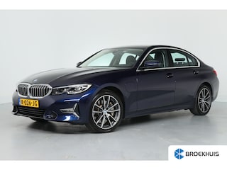 BMW 330e eDrive Edition | Leder | Led | Stoelverwarming | 18 inch | Camera | Dodehoek Detector | 18 Inch | Parking Pack | Safety Pack | Climate Control | Navi Pro