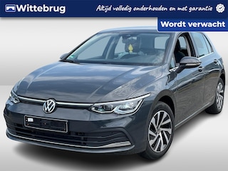 Volkswagen Golf 1.4 eHybrid 204pk DSG Style / LED Matrix / Elek Verstelbare Bestuurdersstoel Met Memory / Stuur & Stoelverwarming / Navigatie / 16" LMV