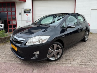 Toyota Auris 1.8 Full Hybrid Executive |NIEUW APK|LUXE |VOLL OPTIES|LM VELGEN CAMERA|