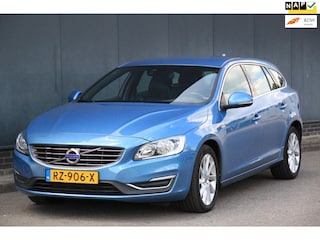 Volvo V60 2.0 D3 Summum Leer/Navigatie/Parkeersensor/Trekhaak/Stoelverwarming