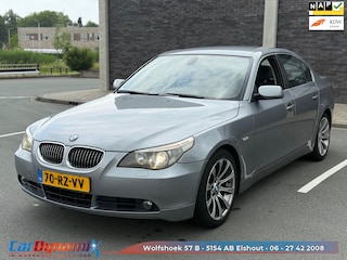 BMW 525i High Executive // LMV // PDC // LEER // CRUISE // MF-STUUR // Breed Scherm // Onderh. Aanw // Rijd Schakelt Goed!