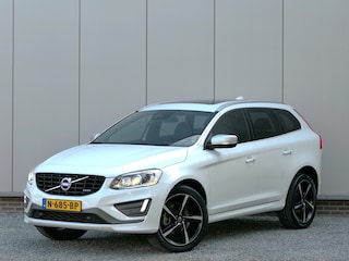 Volvo XC60 2.0 T5 AUT FWD R-Design Panoramadak / Leer / Keyless / Camera