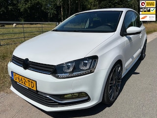 Volkswagen Polo 1.0 First Edition 18" wielen, verlaagd en geluid aangepast