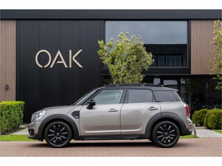 Mini Countryman 1.5 Cooper Chili Aut. | Navigatie | Panorama | Leder | Camera | 18"LM | Melting Silver