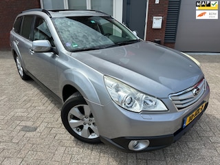 Subaru Outback 2.5i Exclusive / Schuifdak / AUT / Trekhaak
