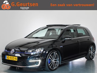 Volkswagen Golf 1.4 TSI GTE, Panoramadak, Volleder, Navigatie, Apple Carplay/Android Auto