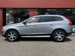 Volvo XC60 2.0 T5 Summum Plus Line AUTOMAAT | LEER | PANO | XENON | 18'' LMV