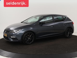 Seat Leon 1.5 TSI FR Ultimate Edition Black | Panoramadak | Stoelverwarming | Beats Audio | Virual Cockpit | Adaptive cruise | Full LED | Leder/Alcantara | Keyless | Navigatie | Sfeerverlichting
