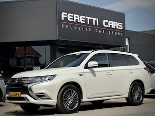 Mitsubishi Outlander 2.4 PHEV AUT S-EDITION 113D.KM! PANODAK DESIGNO-LEDER NAVI CAMERA APPLE-CARPLAY LED LMV PDC