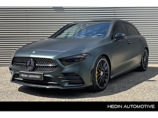 Mercedes-Benz A-klasse 200 Launch Edition Premium Plus Nederlandse Auto / Electrisch schuifdak / Electrische stoelverstelling met geheugen / Stoelverwarming voor / Parkeer Camera / Sfeer verlichting / Burmester Audio / Custom Dreams Wrapping