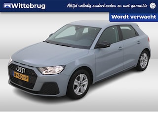 Audi A1 Sportback 25 TFSI Pro Line / Pijl Grijs / Luxe Interieur / App / Climate Control / PDC Achter / 15" LMV