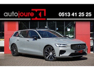 Volvo V60 2.0 T6 Plug-in hybrid AWD Plus Dark | Origineel NL | Harman/Kardon | Trekhaak | 360° Camera | Panoramadak | Winter Pakket | ACC |