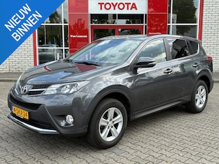 Toyota RAV4 2.0 DYNAMIC 4WD TREKHAAK 2000KG TREKGEW CLIMA CRUISE BLUETOOTH CAMERA 17" LM-VELGEN NL-AUTO