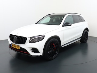 Mercedes-Benz GLC 250 AMG // Panoramadak // Trekhaak // 22 inch // AMG grille // Camera // Night pakket // Sfeerverlichting