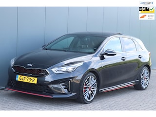 Kia Ceed 1.6 T-GDi GT | 200PK - PANO - UNIEK VOL!