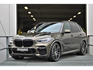 BMW X5 xDrive45e M-sport 394pk Pano Trekhaak SkyLounge 4-wielsturing Harman/Kardon Laser Keyless Camera