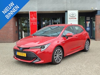Toyota Corolla 2.0 Hybrid STYLE STOELVERW PARK-SENSOREN KEYLESS NAVI CAMERA 17'' LM-VELGEN AD-CRUISE CLIMA NL-AUTO 1E-EIG