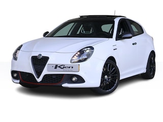 Alfa Romeo Giulietta 1.750 Turbo Veloce | 240 PK | Pano-Dak | Sport stoelen | Automaat |