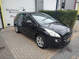 Peugeot 3008 1.6 VTi Première