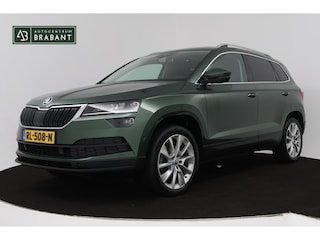Skoda Karoq 1.5 TSI ACT Style Business (PANORAMADAK, STOELVERWARMING, CAMERA, ELEKTR STOELEN, SFEERVERLICHTING, NL-AUTO)