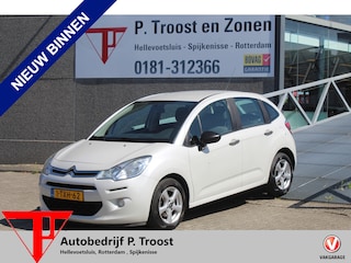 Citroën C3 1.0 VTi Attraction Airco/Radio-CD speler/Elektrische ramen/Elektrisch verstelbare spiegels/15'' Lichtmetalen velgen/Centrale deurvergrendeling.