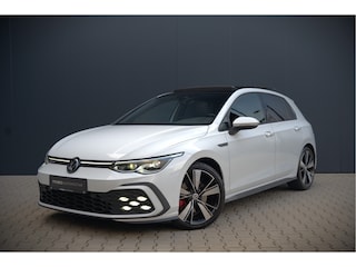Volkswagen Golf 2.0 TDI GTD | Panoramadak | Stoelverwarming | Stuurverwarming | Adaptive Cruise Control | Apple Carplay | Sport & Sound | Adaptief Onderstel | Keyless | IQ Light LED | Camera | Ambiance Verlichting