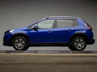 Peugeot 2008 1.2 PureTech Signature Sport (APPLE CARPLAY,NAVI,CRUISE,PDC,LED,LEDER,SPORTSTOELEN,GETINT,LM VELGEN,NETTE STAAT)