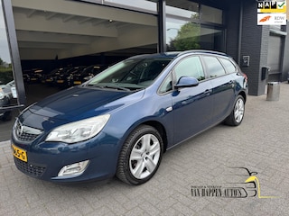 Opel Astra Sports Tourer 1.4 Turbo Sport