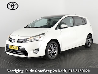 Toyota Corolla Verso 1.8 VVT-i Aspiration 7p. | 7-persoons | Trekhaak | Panoramadak | Stoelverwarming | Camera