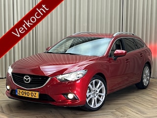 Mazda 6 Sportbreak 2.0 HP GT-M *Leder * Trekhaak / Carplay / Camera / Navigatie / Cruise Control / Stoelverwarming / ECC CLima / PDC V&A / 19"LMV