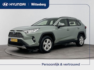 Toyota RAV4 2.5 HYBRID STYLE | OUTLET DEAL! | AWD | CLIMA | CAMERA | 17'' LM VELGEN | STUURVERWARMING | AUTOMAAT | HYBRID |