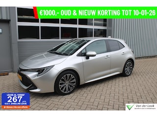 Toyota Corolla 1.8 Hybrid Business Intro | Parkeersensoren voor en achter | Stoelverwarming | NL Auto Boekjes.