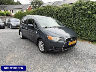 Mitsubishi Colt 1.3 Edition Two | Airco | Cruise Control | LMV | Trekhaak | Elekt. Ramen | Privacy Glass | APK tot 07-01-2026!