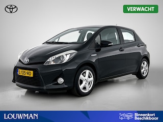 Toyota Yaris 1.5 Full Hybrid Comfort | Airco | Camera | LM Velgen | Trekhaak |