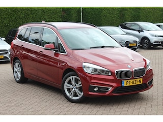 BMW 2-serie Tourer 218i 7p. Executive / Trekhaak / Leder / Navigatie / Keyless entry / Parkeerhulp V+A / Cruise Control