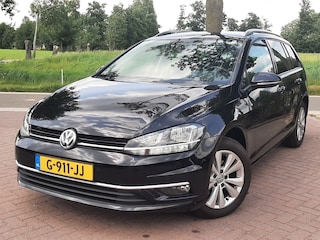 Volkswagen Golf 1.0 TSi 115pk Airco Navigatie Bluetooth App-Connect Adaptieve Cruise-control Trekhaak