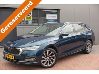 Skoda Octavia Combi 1.4 TSI iV 245PK PHEV Sportline Business ,Led-matrix koplampen, Carplay , Leer, Ergonimische stoelen, Stoelverwarming voor&achter,DAB+, stuurwiel verwarmd, schakelmogelijkheid aan stuurwiel, Carplay , etc. etc.