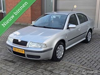Skoda Octavia 1.6 Comfort✅️Apk✅️Airco✅️
