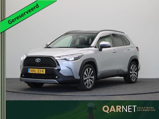 Toyota Corolla Cross Hybrid 140 Style + Premium Pack II | 10 Jaar Garantie! | Stoelverwarming | Apple Carplay & Android Auto | Panoramadak |