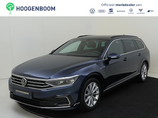 Volkswagen Passat Variant 1.4 TSI PHEV GTE Business | Parkeerassistent | Head-up display | 360 camera | LED matrix verlichting | Stoelverwarming voor en achter | Dodehoek detectie | Standkachel |