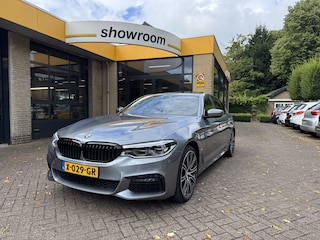 BMW 530e xDrive M-Sport iPerformance High Executive Schuifdak Headup Harman Kardon Trekhaak