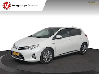 Toyota Auris 1.8 Hybrid Executive | NAP | Automaat | Pano | Stoelverwarming | Navi | Keyless