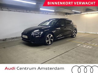 Audi A3 Sportback 35 TFSI S edition 150 pk S-tronic | Verlengde garantie | Navigatie | Panoramadak | Parkeersensoren | Achteruitrijcamera | Elektr. voorstoelen | S-Line |