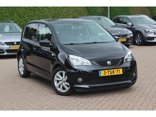 Seat Mii 1.0 Sport Dynamic / Navigatie / Parkeerhulp achter / 15'' / Bluetooth / Airco / Stoelverwarming / Cruise Control