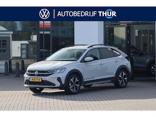 Volkswagen Taigo 1.0 TSI Life Edition 95PK / 70kW Achteruitrijcamera, Apple Carplay & Android Auto, verwarmbare voorstoelen, Keyless Entry & Start, parkeersensoren voor + achter, adaptive cruise control, 2-zone Climatronic airconditioning, buitenspiegels elektrisch instel- verwarm- en inklapbaar, volledig digitaal instrumentenpaneel, 17'' LMV 'Aberdeen'