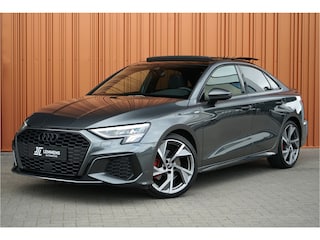 Audi A3 Limousine 35 TFSI S-line Panodak RS-stoelen LED 19" Carplay DAB