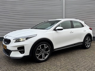 Kia XCeed 1.0T 120pk DynamicLine | Climate control | Navigatie | 18" Lm velgen | Camera | Cruise control | Apple + Android