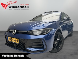 Volkswagen Passat Variant 1.5 eHybrid R-Line Edition 272PK DSG black style, matrix led, tr